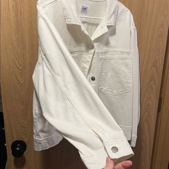NWT- Lee Cropped White/Cream Denim Jacket - Picture 4 of 5